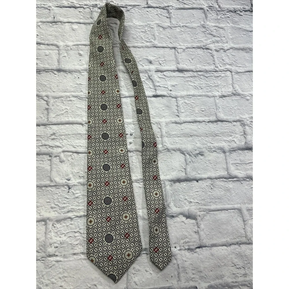 Vintage Johnny Carson Mens Geometric Medallion Tie Navy Blue Red Cream Polyester